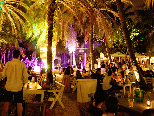 Jazzing Up the Beach