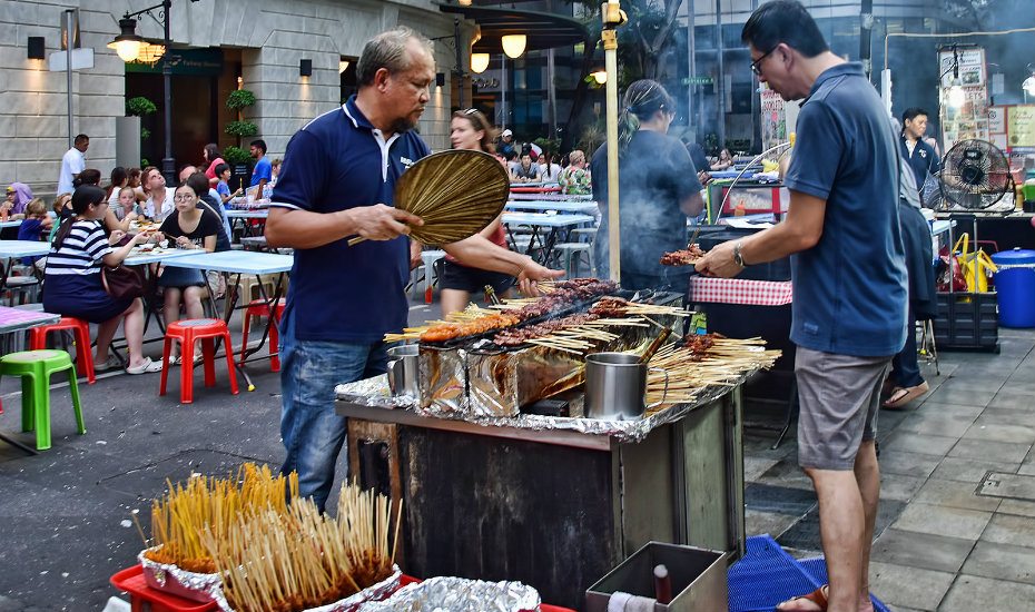 Guide to Lau Pa Sat | hawker centres in singapore