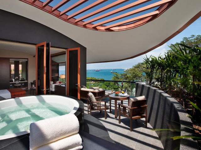 Sneak A Mini Year-End Escape