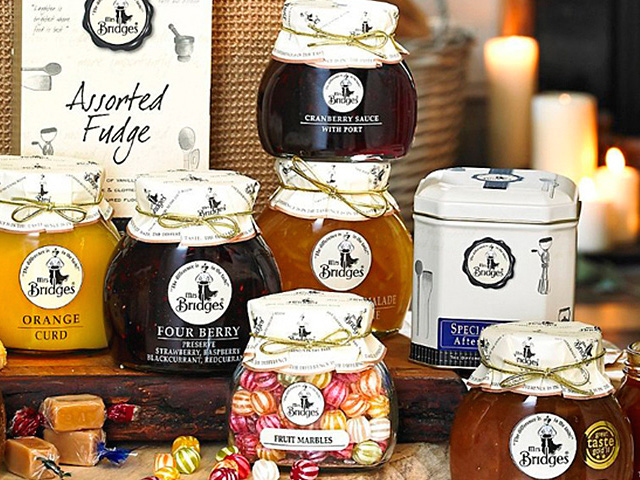 Shopping for groceries online in Singapore: Order all the ingredients you need for home cooking at RedMart