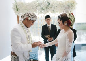 Weddings in Indonesia: A guide to customs and etiquette at Indonesian ceremonies