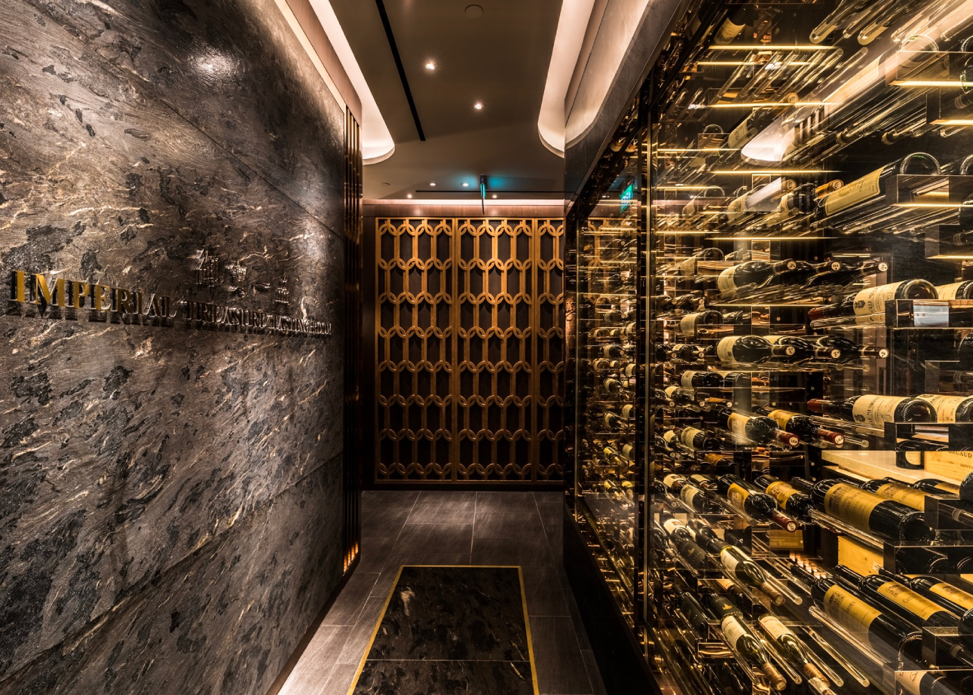 Top restaurants in Singapore with free corkage deals