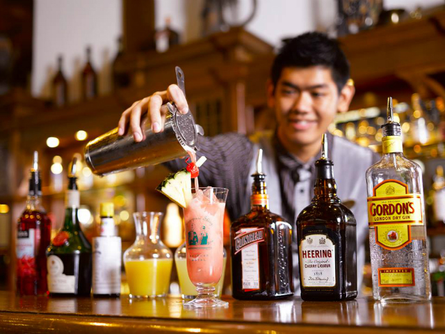 Singapore Sling! Bars, restaurants and cafes that serve the homegrown cocktail for less than 20 bucks