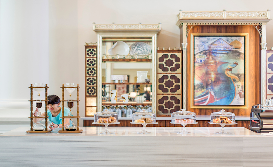 High tea in Singapore: Lobby Lounge at InterContinental Singapore