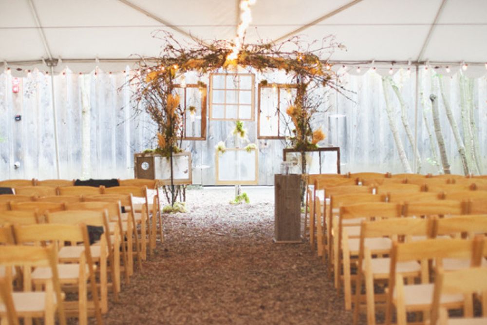 Wedding decoration ideas: Unique ceremony backdrops for different wedding themes