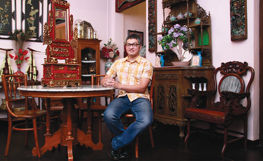Interview: Edmond Wong from the famous Kim Choo Kueh Chang in Singapore talks about the Peranakan culture