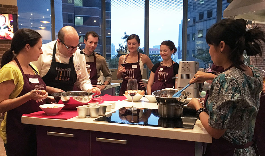 Cooking classes in Singapore Learn how to make Thai, Italian, and