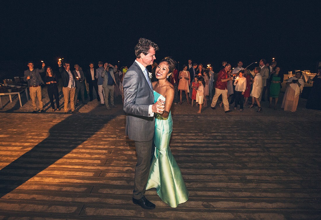 Real wedding: Geert and Tanya’s classy, romantic beach wedding at Abu Dhabi’s Zaya Nurai Island Resort