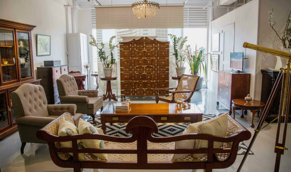 Furniture shopping in Singapore: The Past Perfect Collection