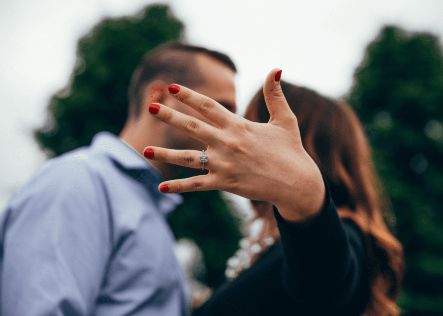 Put a ring on it: Shop these engagement rings in Singapore for a romantic “I do”