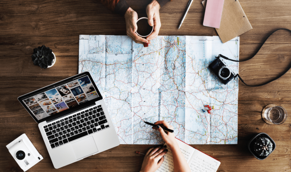 This website has no hidden costs, affordable hotel rates and a one-stop cyber shop for your travel goodies