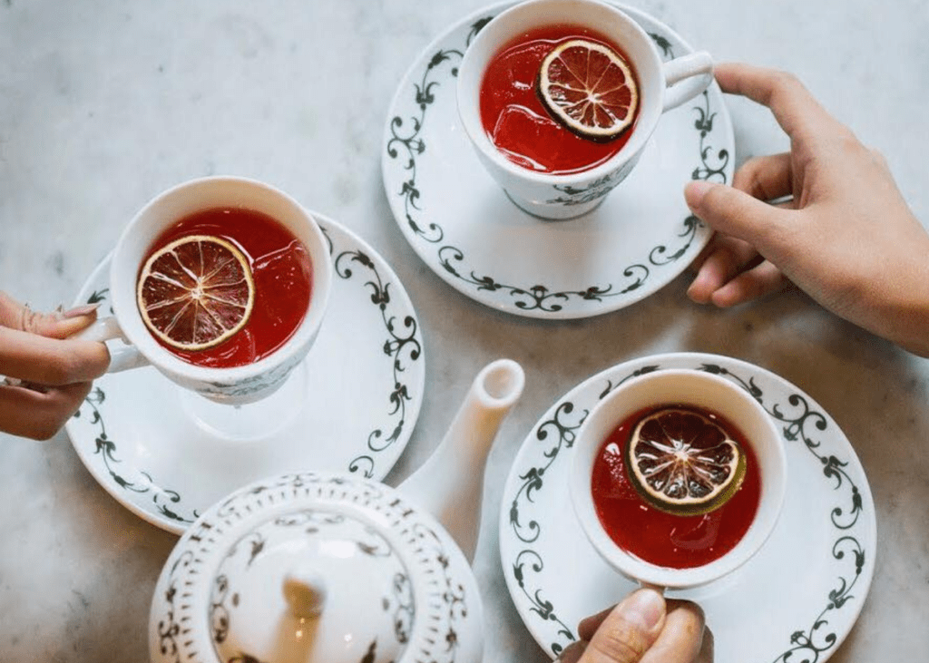 Saturday brunches with free-flow drinks | Fat Prince