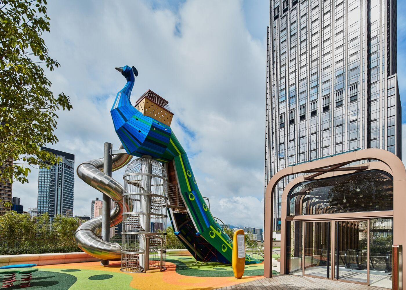 Peacock Sculpture | K11 MUSEA Hong Kong
