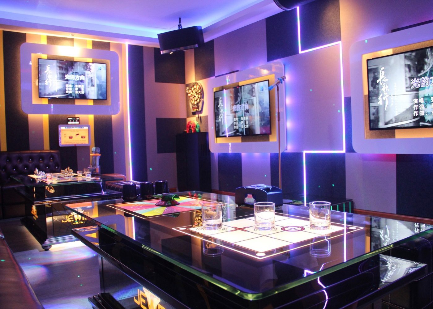 12 spots for karaoke in Singapore to sing the night away