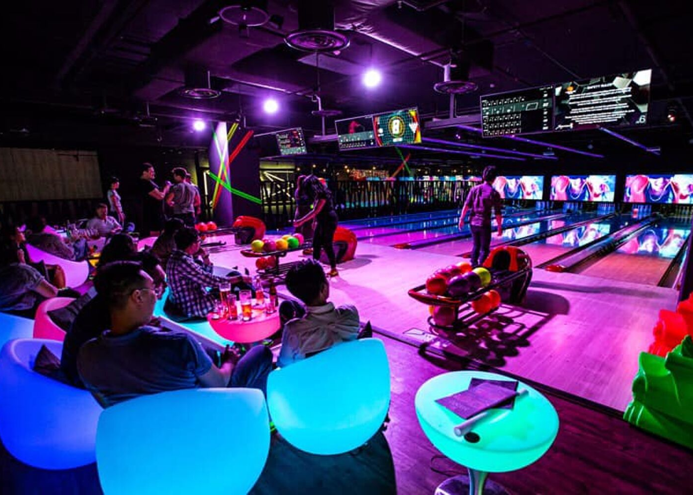 Things to do at night in Singapore | Play bowling | K Bowling Club