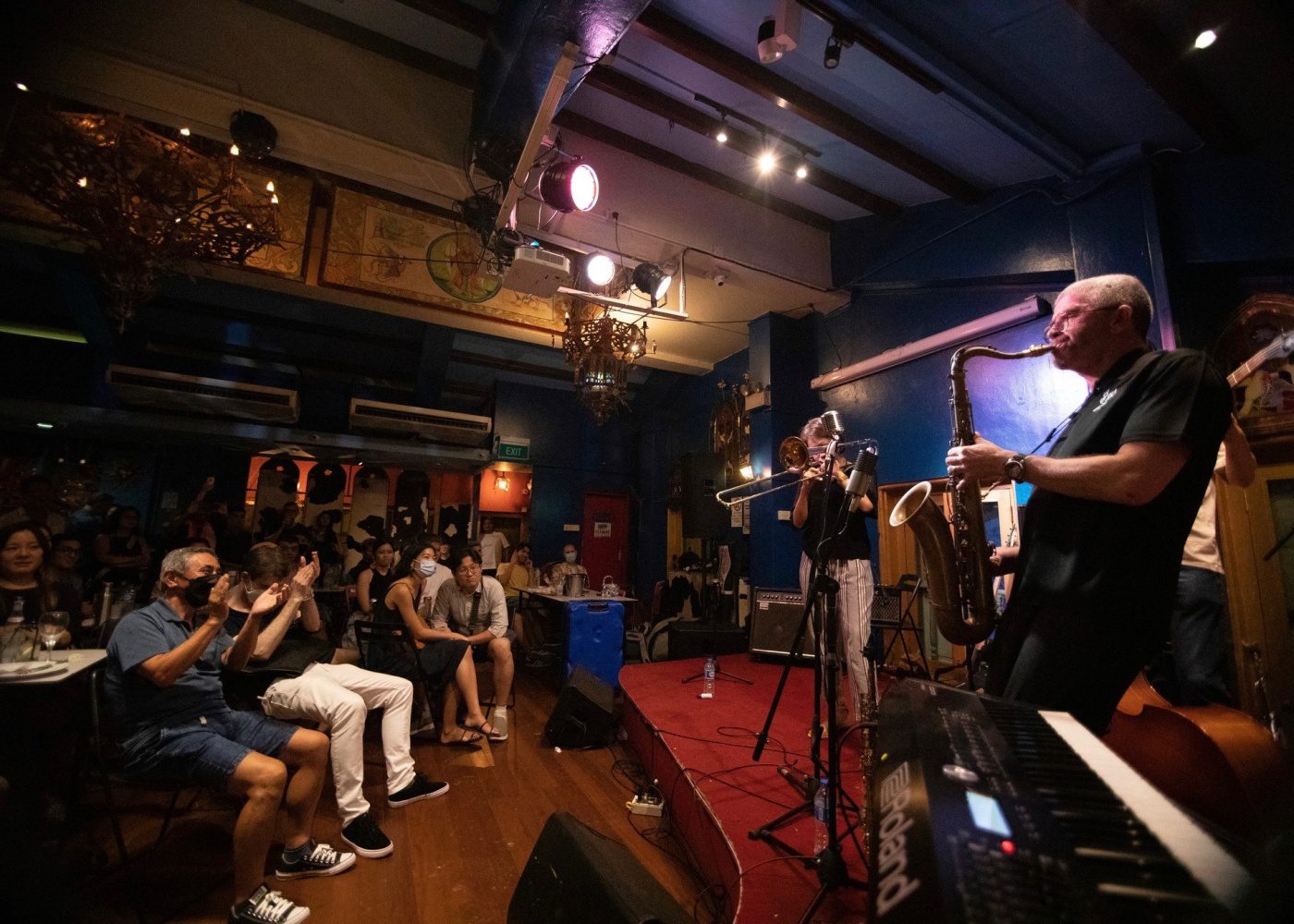 7 jazz clubs & bars in Singapore for soulful music