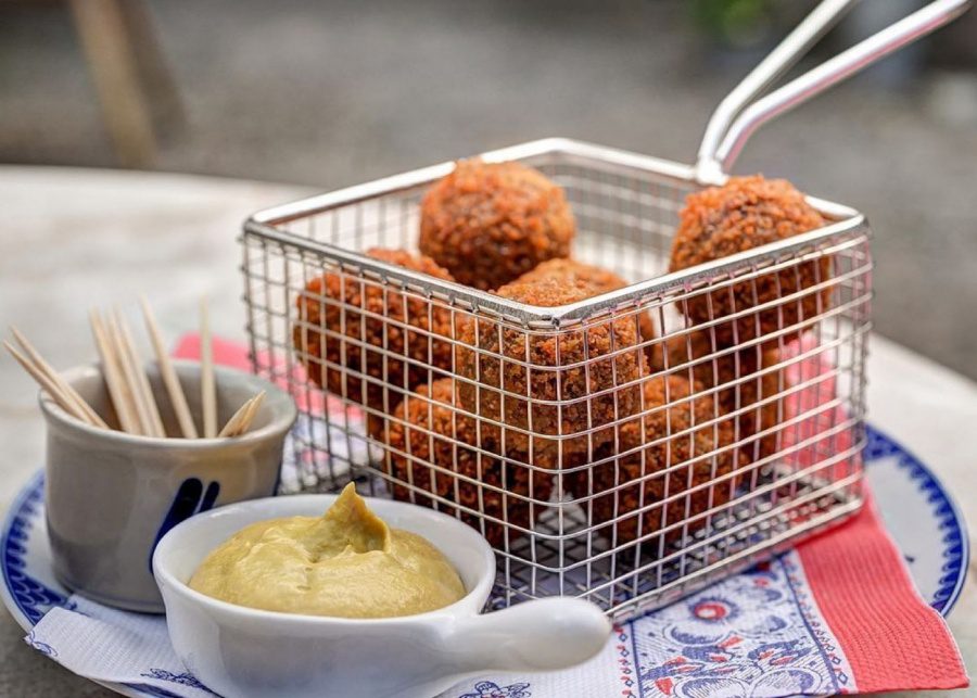 martin zwertz holland village food singapore