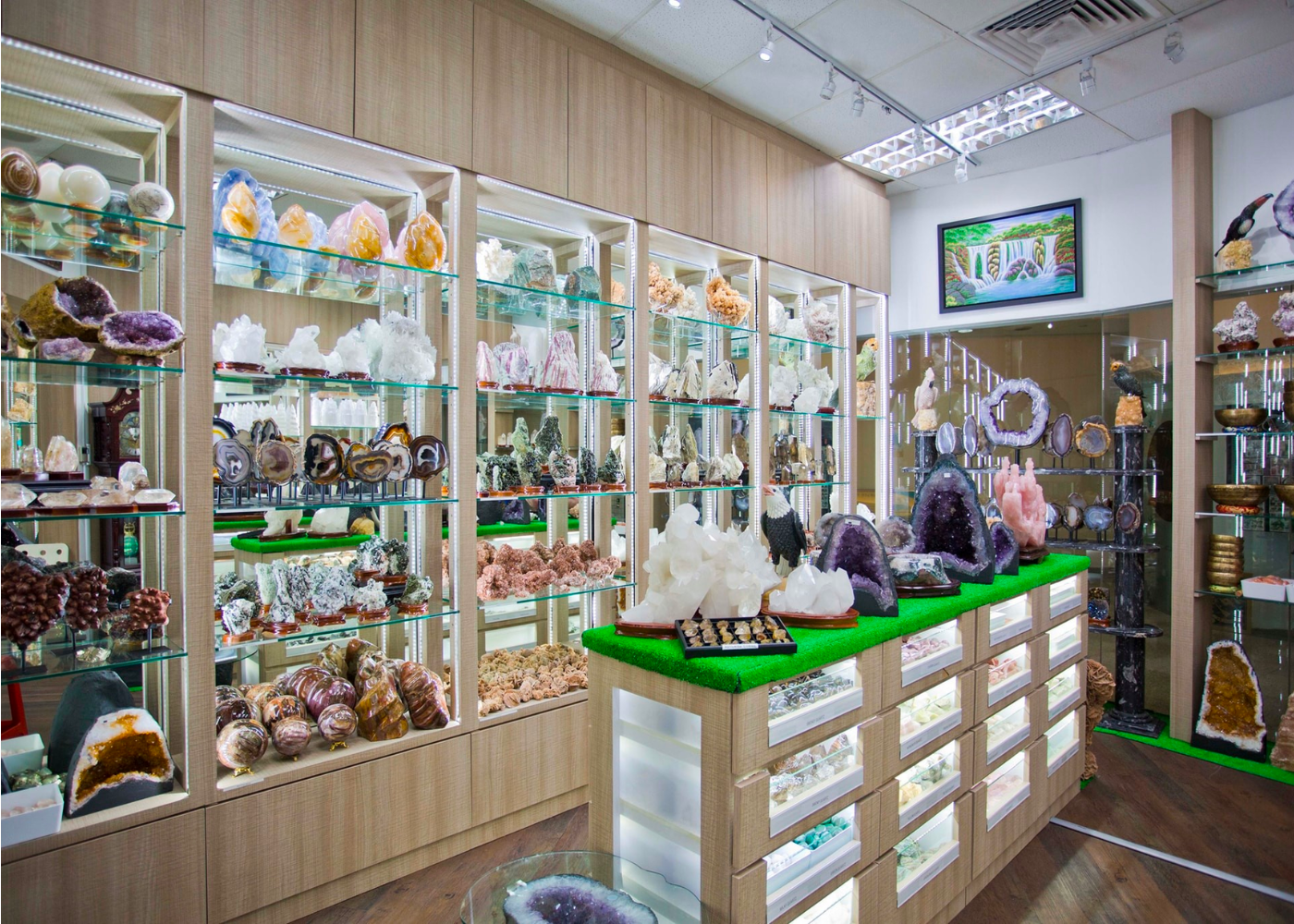 Reputed Crystal Shops Shop crystals in Singapore: From jewellery to homewares | Honeycombers