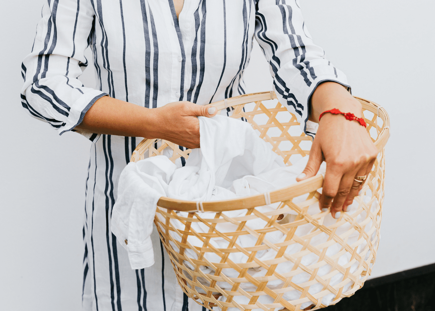 5 best laundry capsules in Singapore for fresh clothes