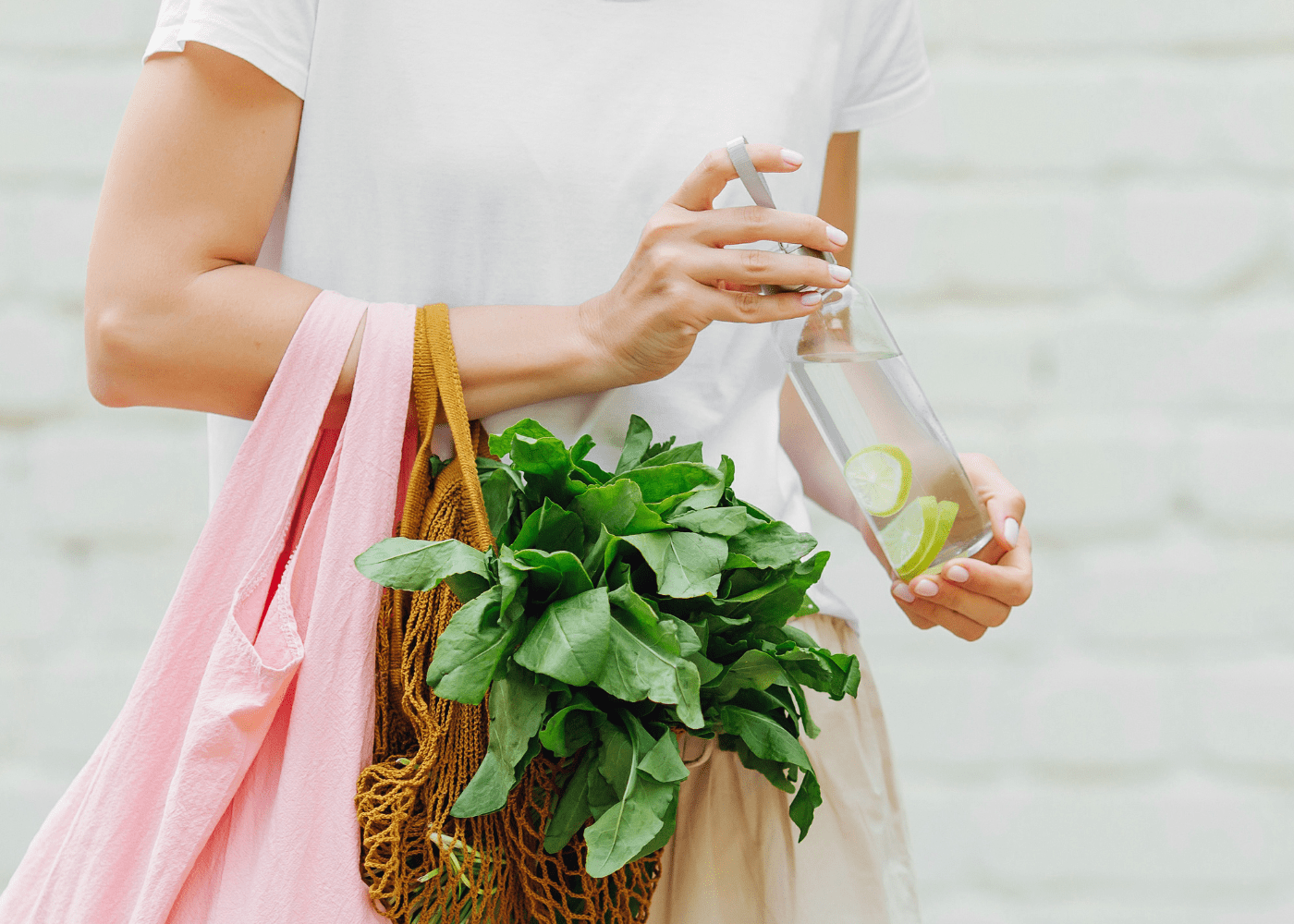 sustainable living singapore | woman with grocery bag