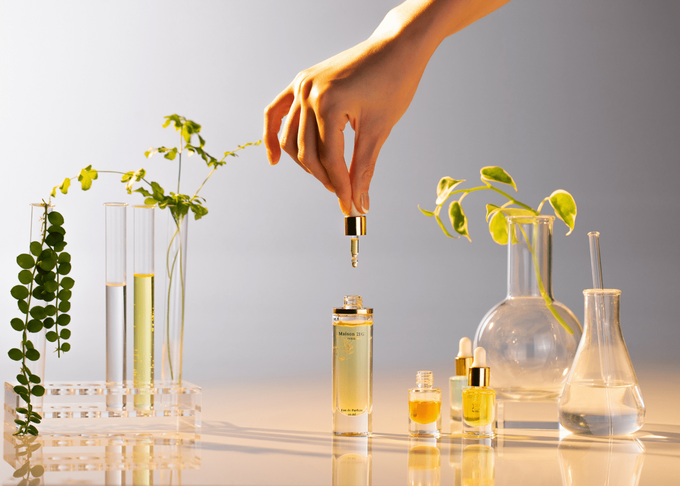 How to find your signature scent with Maison 21G