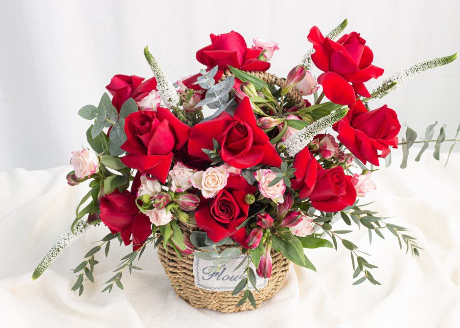 13 best sameday flower delivery services in Singapore