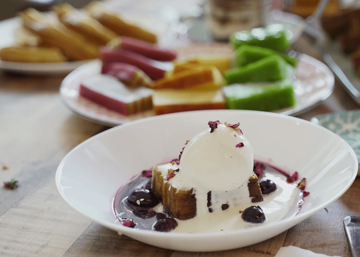 East vs West Which side has the best eats?