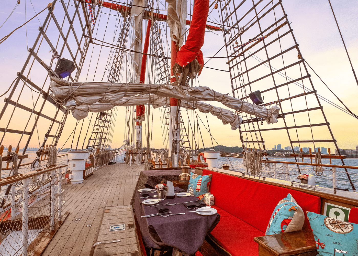 Dine and sail on Royal Albatross for unique experiences in Singapore