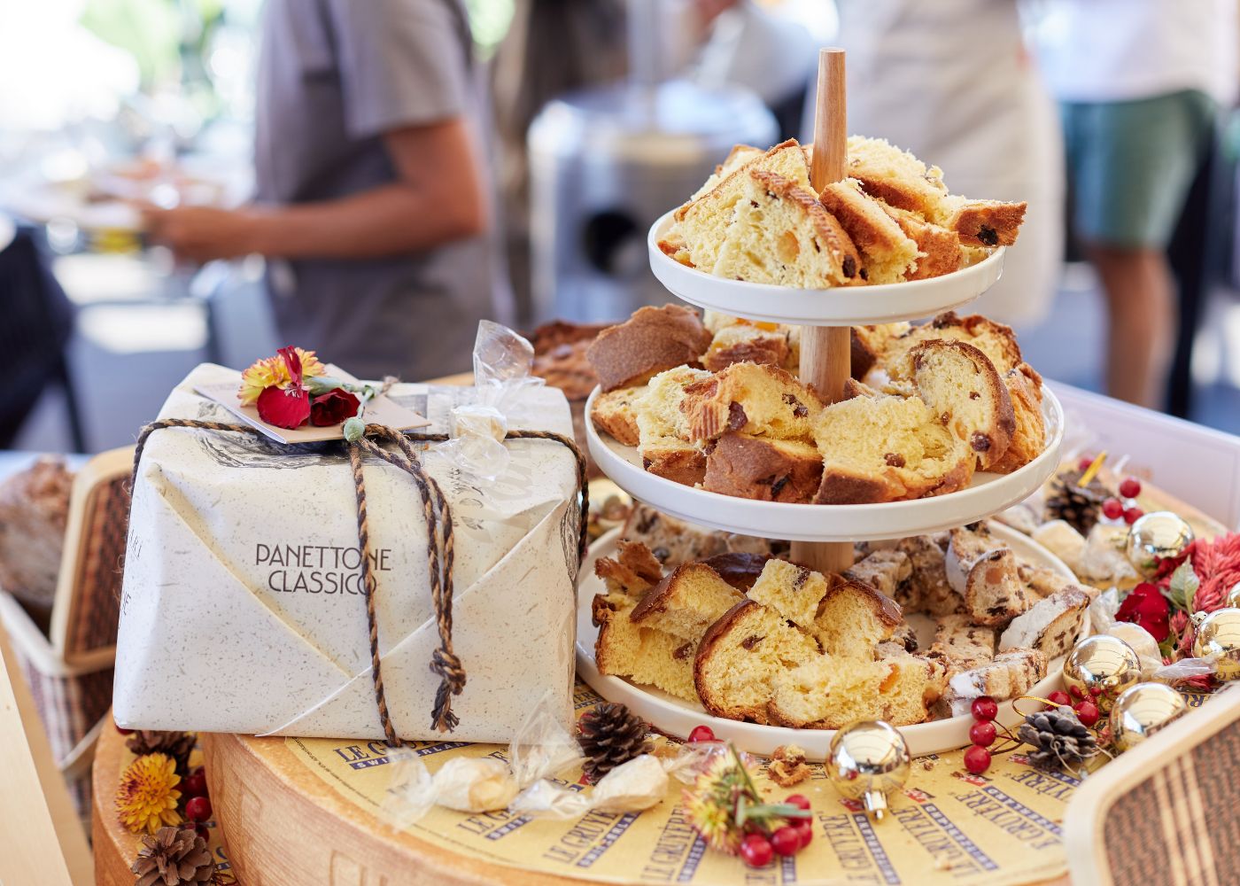 christmas-dinner-party-how-to-plan-a-feast-at-a-discount-honeycombers