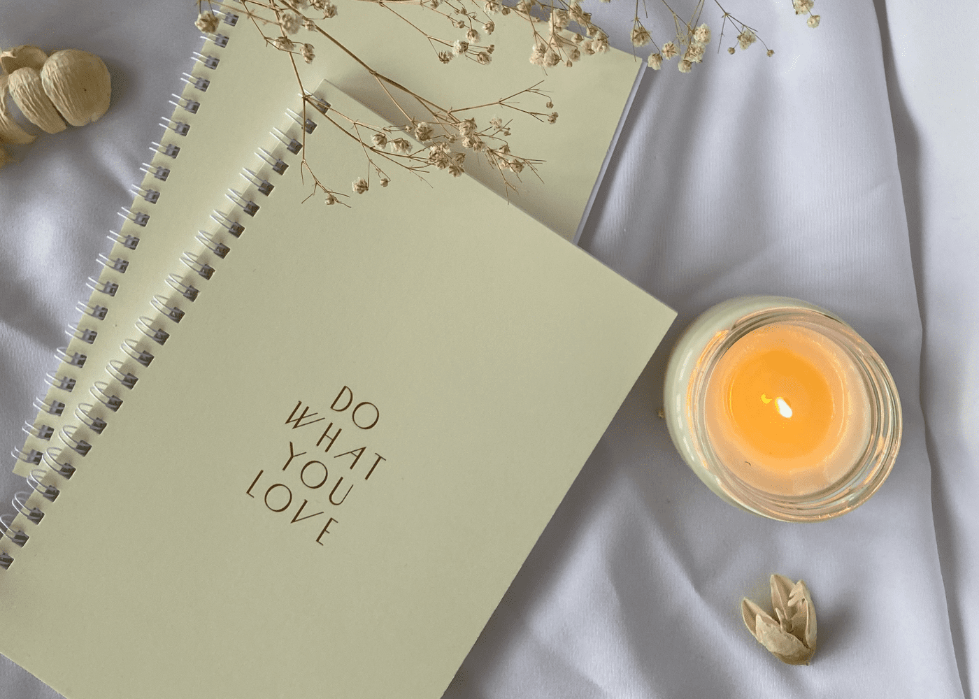 Ask the Oracle Tarot card reading advice in Singapore