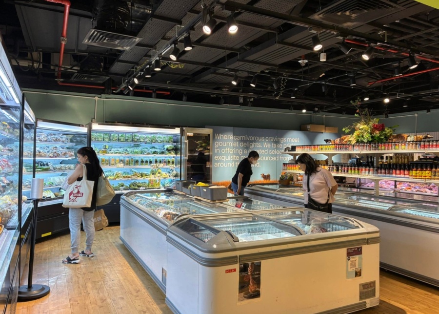 Best gourmet butchers in Singapore - Mmmm supermarket interiors