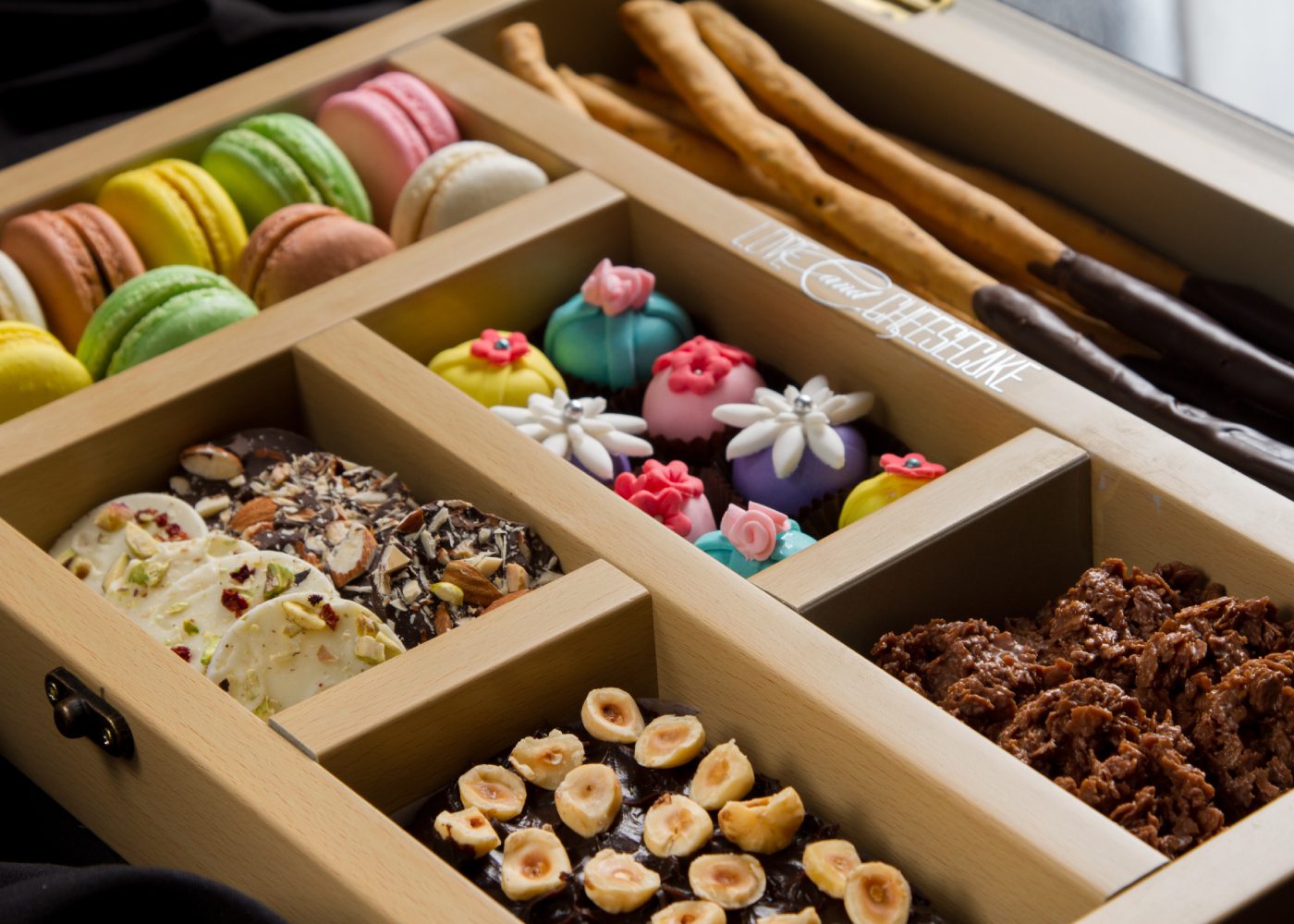 The best housewarming gifts in Singapore that spark joy | Honeycombers