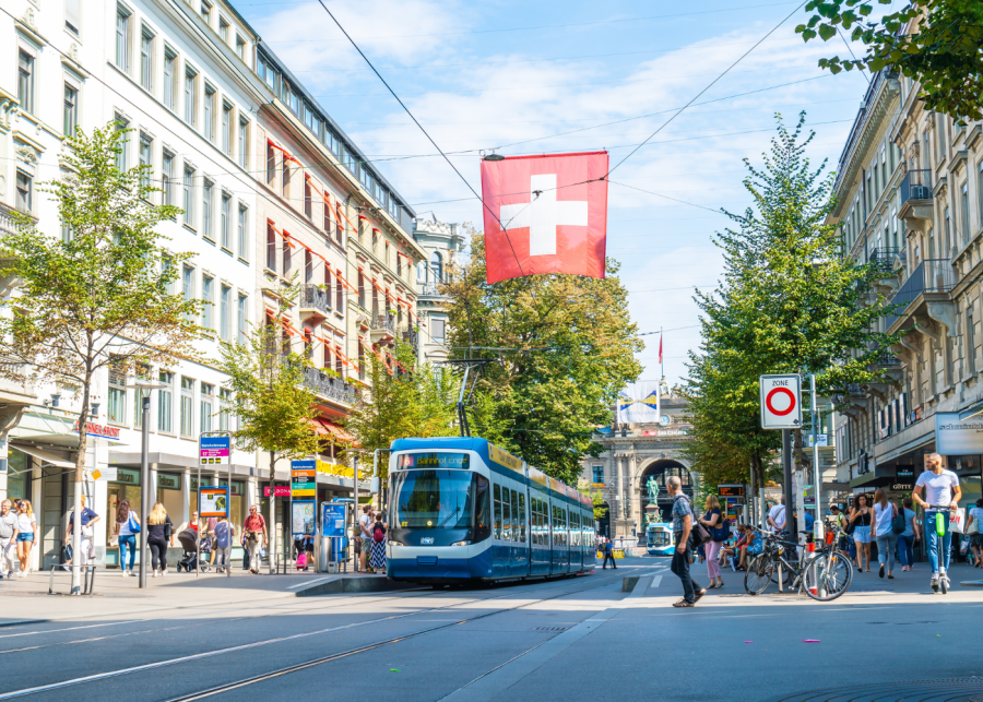 zurich things to do | walking tour