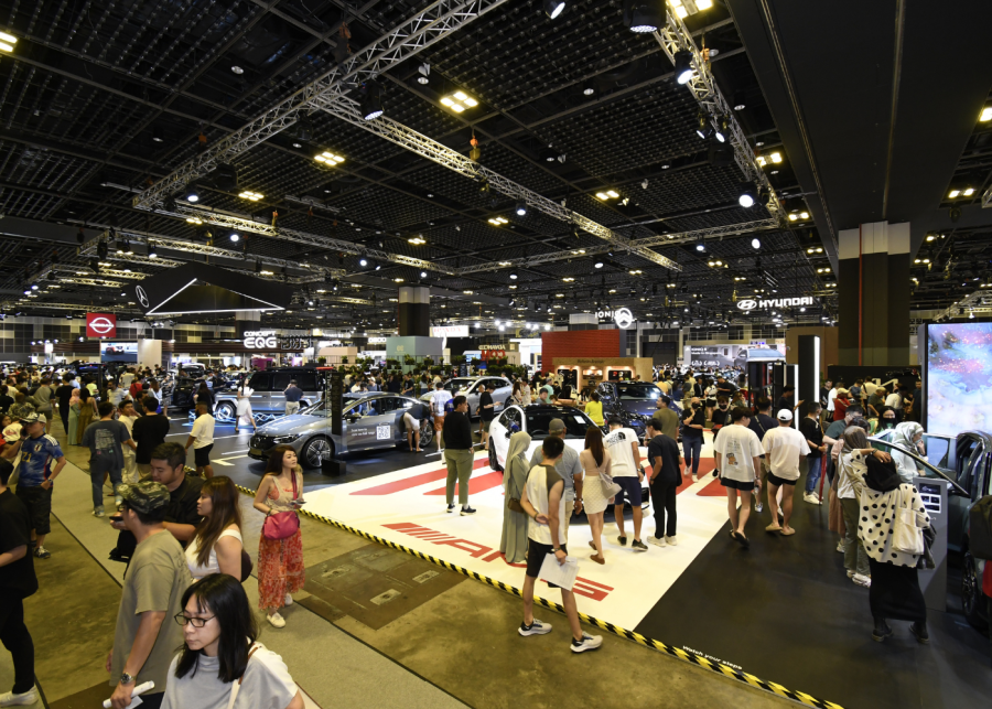 singapore motorshow - things to do in singapore in january