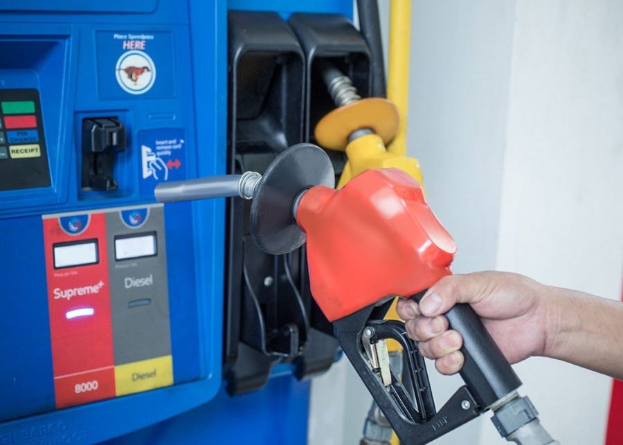 esso-petrol-pump-singapore