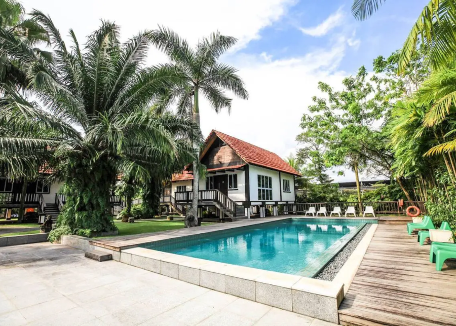 gardenasia farmstay villa - chalets in singapore