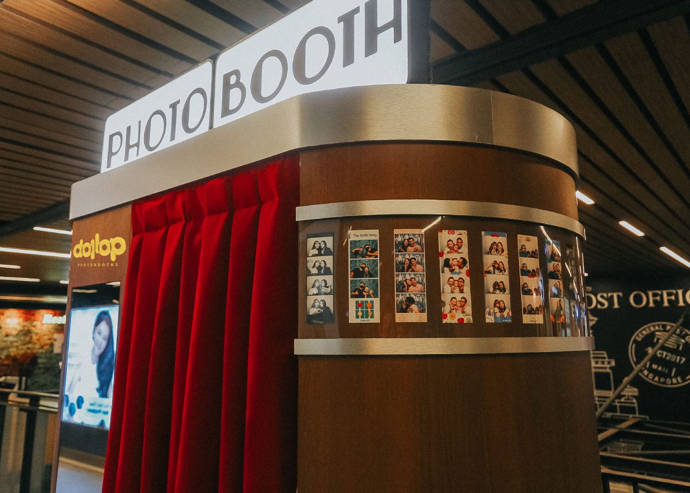 photobooth-rental-services-singapore-dollop-photobooths-facebook