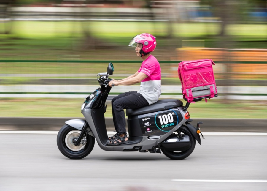 Best useful apps in Singapore - Foodpanda food and grocery delivery services