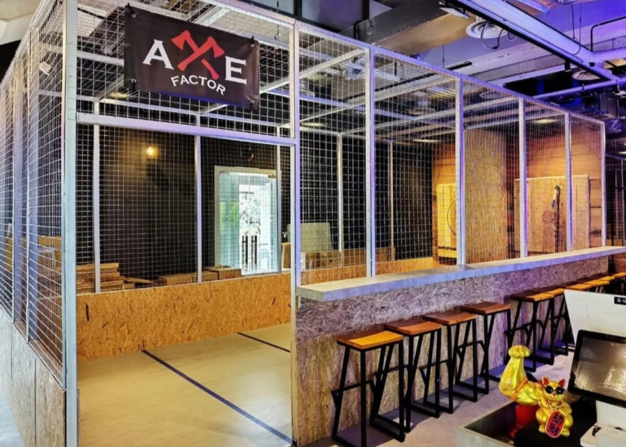 date ideas singapore | axe factor throwing axe
