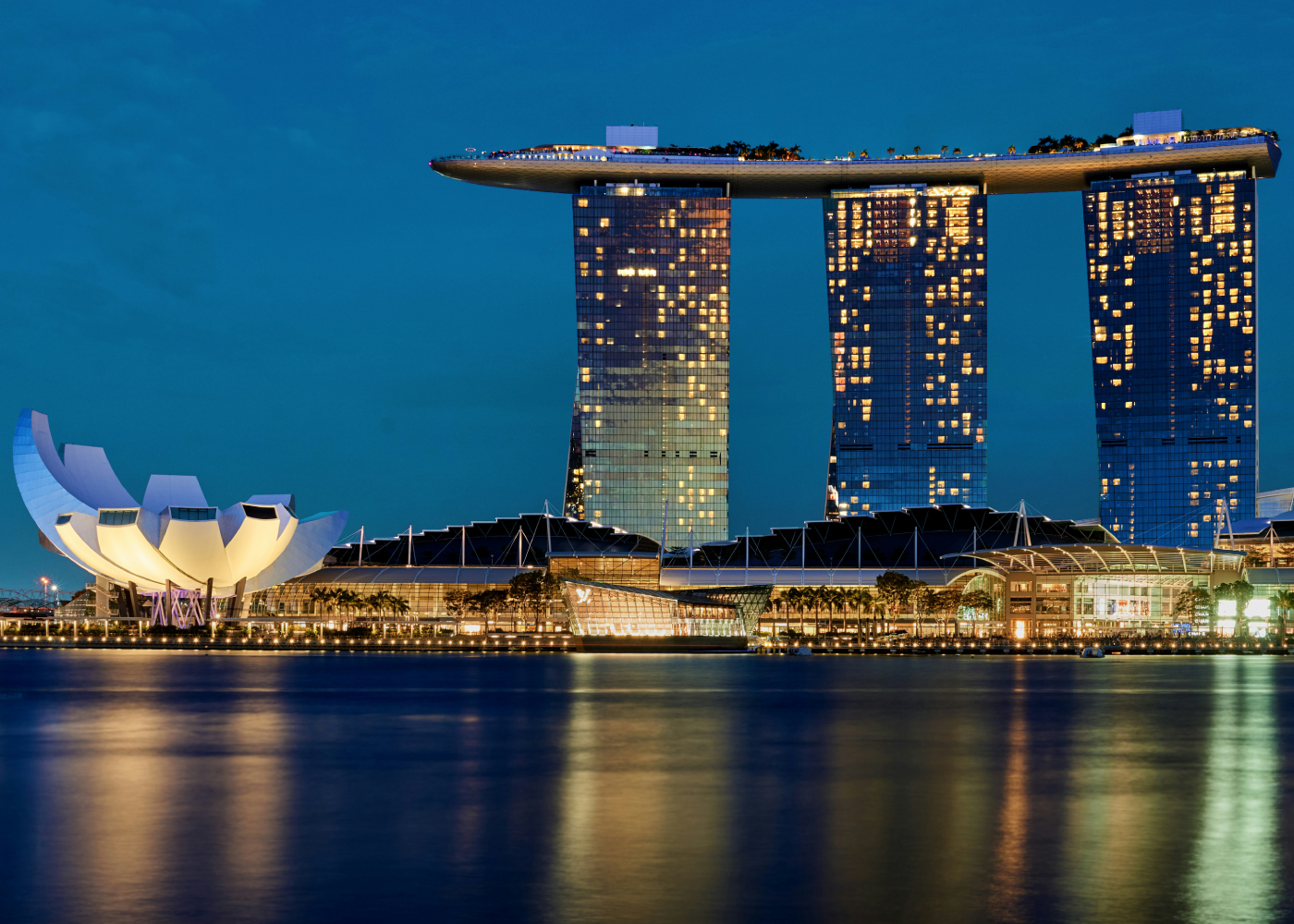 Marina Bay restaurants skyline