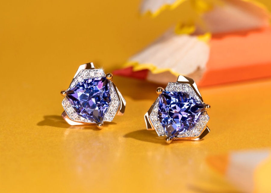 Madly custom jewellery