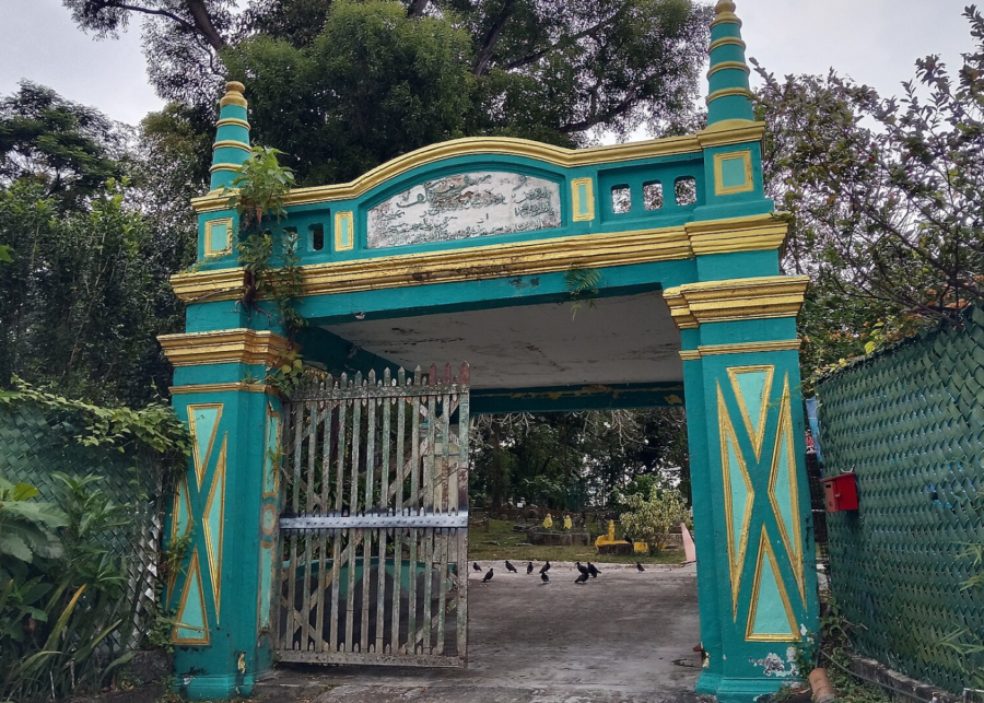 kubur kassim cemetery - haunted places in singapore