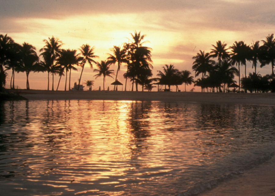 sentosa sunset watch party - national day singapore 2025