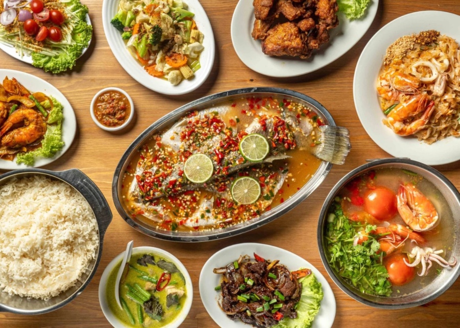 Best Thai restaurants in Singapore - Koh Nangkam Thai food spread
