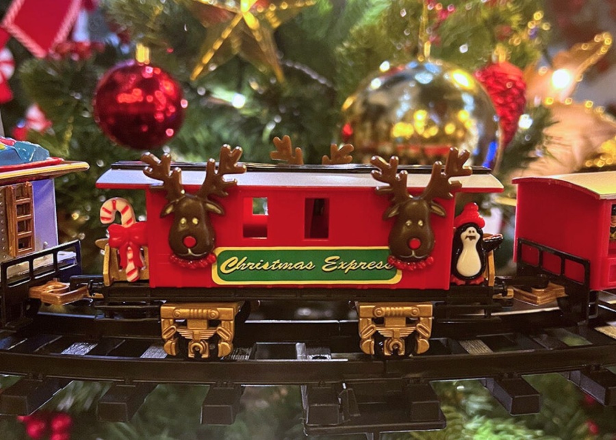 Christmas decorations Singapore | Pollyanna Concepts