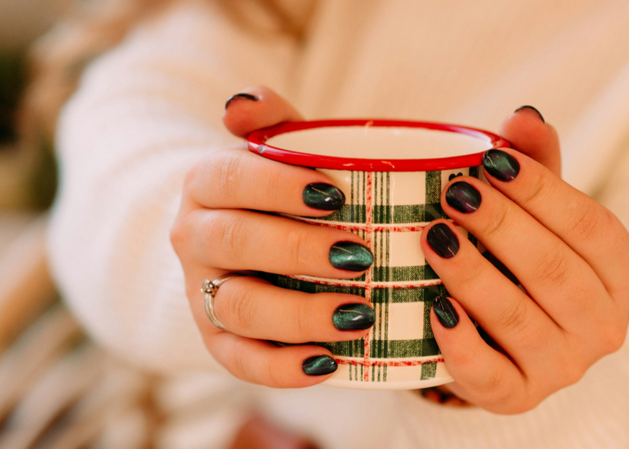 Christmas nail art: Festive holiday designs that sparkle and shine