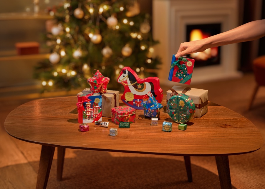 Best Christmas desserts in Singapore - Venchi Merry Chocolate by Alice Bureau