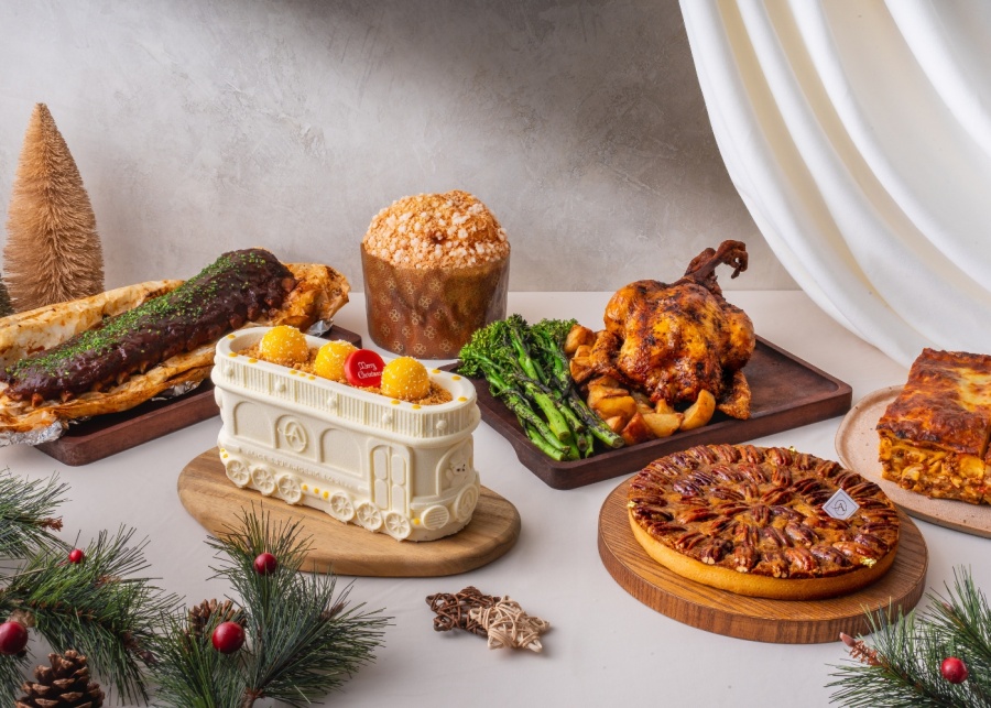 Best Christmas takeaway spots in Singapore 2025 - Alice Boulangerie Christmas bundle