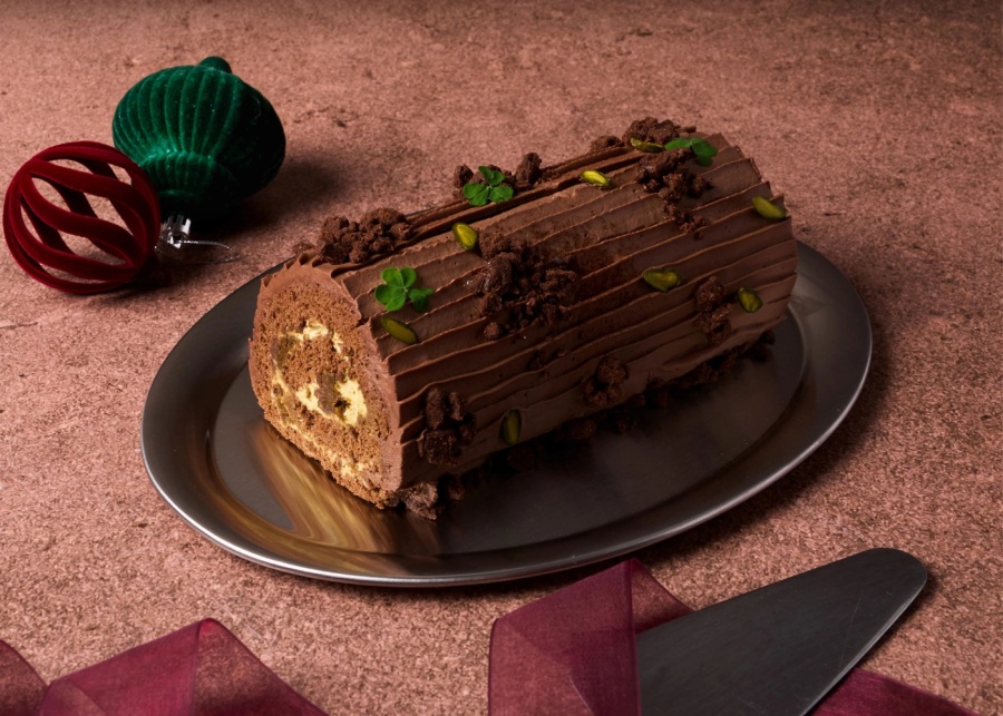 Best log cakes in Singapore - Nesuto chocolate pistachio yule log