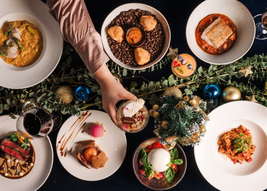 Monti christmas dinners singapore